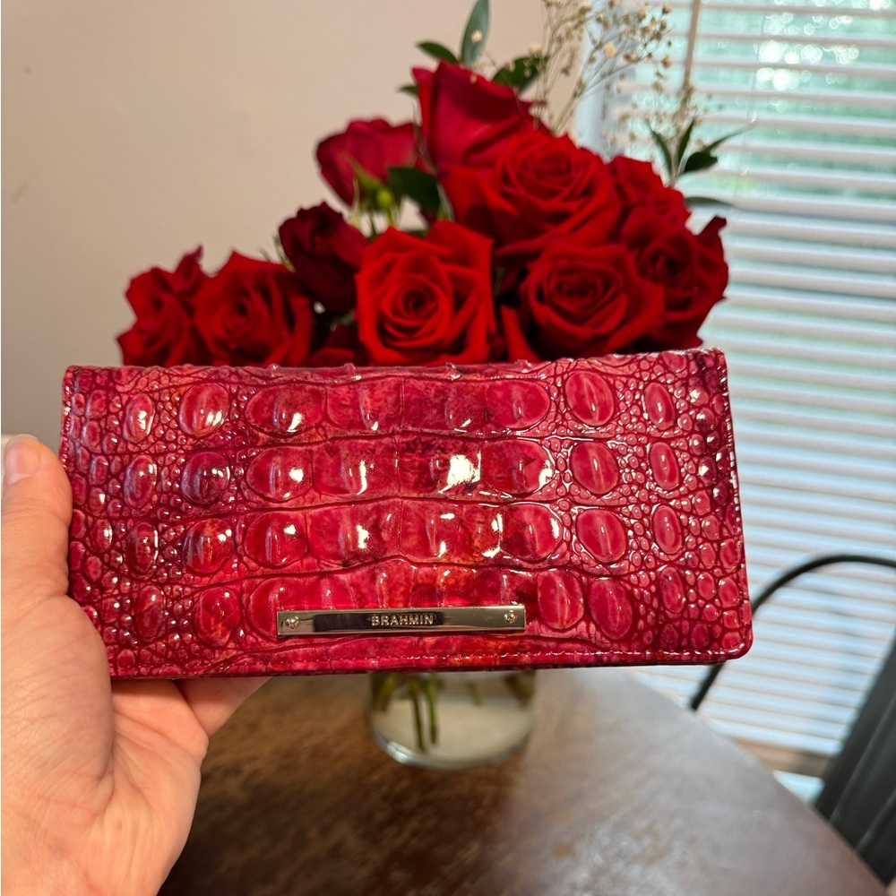 NWOT Brahmin Addy Wallet